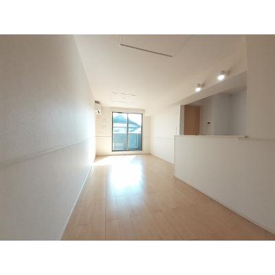 モンターナ　Ⅲ番館 206【管理NO：1-023632901-02050】 ★家具家電は申し込み後に搬入します★ ★2026年11月上旬入居可能★の物件写真2