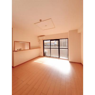 セントレジデンス 110【管理NO：1-012045401-01080】 ★家具家電は申し込み後に搬入します★ ★2026年12月中旬入居可能★の物件写真2