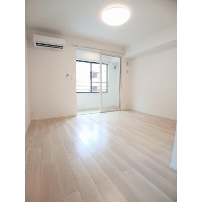 ララ・オハナ　Ⅱ 201【管理NO：1-027471202-02010】 ★家具家電は申し込み後に搬入します★ ★2026年12月上旬入居可能★の物件写真2