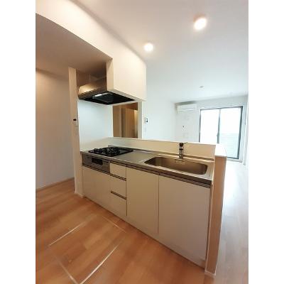 グラシアス 105【管理NO：1-026047301-01040】 ★家具家電は申し込み後に搬入します★ ★2026年11月上旬入居可能★の物件写真3