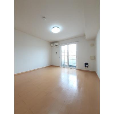 マーチⅡ 102【管理NO：1-015953402-01020】 ★家具家電は申し込み後に搬入します★ ★2026年12月上旬入居可能★の物件写真2