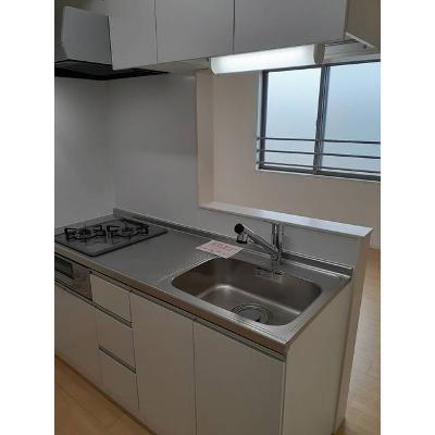 サウスウィンドⅡ 304【管理NO：1-024326802-03040】 ★家具家電は申し込み後に搬入します★ ★2026年12月上旬入居可能★の物件写真3