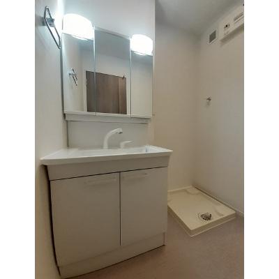 エヴァ―ホーク　Ⅱ 203【管理NO：1-026162202-02030】 ★家具家電は申し込み後に搬入します★ ★2026年11月上旬入居可能★の物件写真6