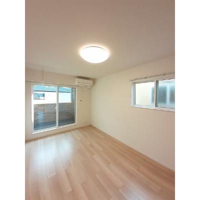 エベントⅡＢ 201【管理NO：1-025796802-02010】 ★家具家電は申し込み後に搬入します★ ★2026年11月中旬入居可能★の物件写真2
