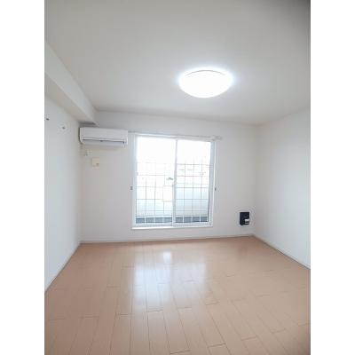 カーサフェリーチェＤ 202【管理NO：1-018065901-02020】 ★家具家電は申し込み後に搬入します★ ★2026年11月中旬入居可能★の物件写真2