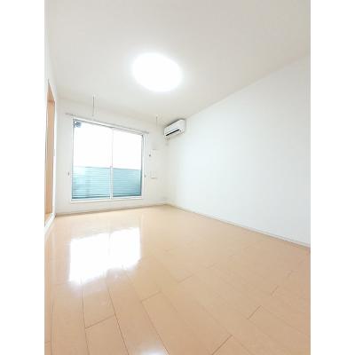 ジュネ　アヴニール 203【管理NO：1-019048201-02030】 ★家具家電は申し込み後に搬入します★ ★2026年12月上旬入居可能★の物件写真2