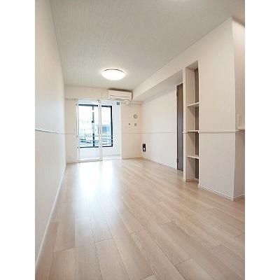 グランメゾン・ヤマグチ 103【管理NO：1-028045301-01030】 ★家具家電は申し込み後に搬入します★の物件写真2