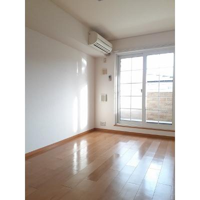 ノーブル・フラワーＢ 203【管理NO：1-013679602-02030】 ★家具家電は申し込み後に搬入します★ ★2026年12月上旬入居可能★の物件写真2