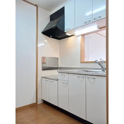 ボンヌ・シャンス多摩 206【管理NO：1-013778501-02060】 ★家具家電は申し込み後に搬入します★ ★2026年12月下旬入居可能★の物件写真3