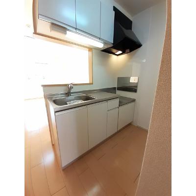 テラース平吉Ａ 103【管理NO：1-017484101-01030】 ★家具家電は申し込み後に搬入します★ ★2026年12月上旬入居可能★の物件写真3