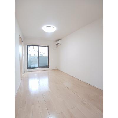 エクイティ 303【管理NO：1-024283801-03030】 ★家具家電は申し込み後に搬入します★ ★2026年12月上旬入居可能★の物件写真2
