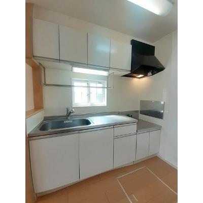 アーバンハイツ小松Ｆ 104【管理NO：1-017439901-01040】 ★家具家電は申し込み後に搬入します★ ★2026年12月下旬入居可能★の物件写真3