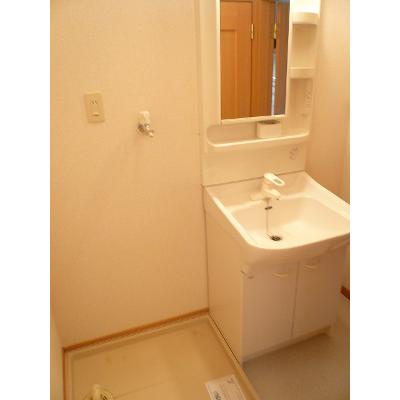 マンハッタンカフェ 102【管理NO：1-011823901-01020】 ★家具家電は申し込み後に搬入します★ ★2026年12月上旬入居可能★の物件写真6
