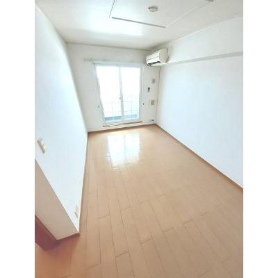 カルムフランＢ 202【管理NO：1-014941502-02020】 ★家具家電は申し込み後に搬入します★ ★2026年12月中旬入居可能★の物件写真2