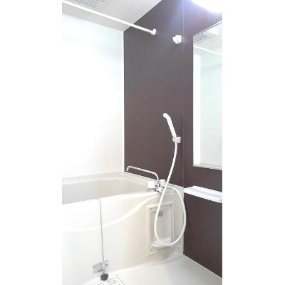 アイリス 102【管理NO：1-020383801-01020】 ★家具家電は申し込み後に搬入します★ ★2026年11月中旬入居可能★の物件写真4