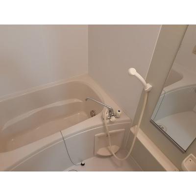 グラディートⅠ 104【管理NO：1-012878801-01040】 ★家具家電は申し込み後に搬入します★ ★2026年12月上旬入居可能★の物件写真4