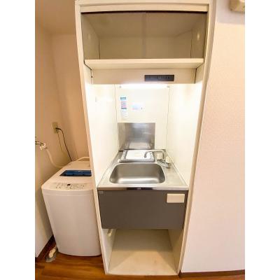 ユニオンマンスリー横浜吉野町１　602　1R・シングル☆眺めのいいお部屋♪人気のデスク＆チェア付き♪地下鉄ブルーライン「吉野町駅」徒歩2分の物件写真3