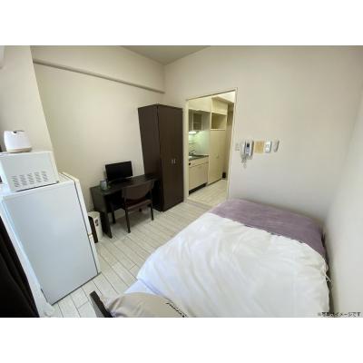 ユニオンマンスリー黄金町１　705　1R・シングル☆上層階のお部屋♪オートロック完備♪デスク＆チェア付き♪■京急本線「黄金町駅」徒歩2分の物件写真2