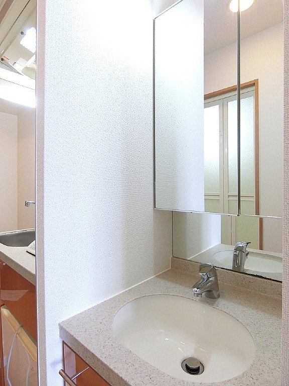 グッドステイ大阪中之島ＳＯＵＴＨ■【ベーシック・ロフト付・NET対応・洗浄機能付便座】の物件写真5