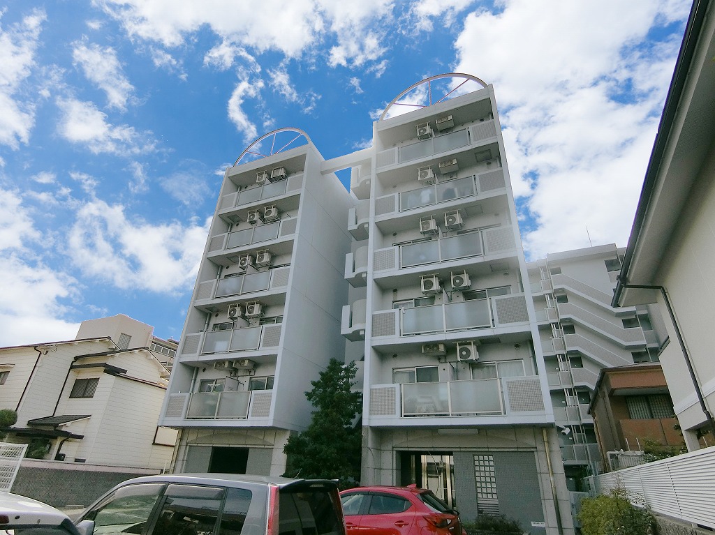 マンスリーリブマックス阪急塚口駅前アクティ★【NET対応・駅徒歩3分】≪スタンダードシリーズ≫の外観画像
