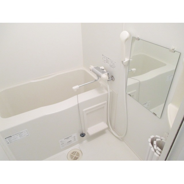 マンスリーリブマックス横浜石川町グランフォース■『25平米・駅3分』【独立洗面・浴室乾燥付】≪エクセレントシリーズ≫の物件写真4