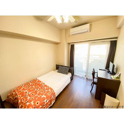 ユニオンマンスリー横浜駅西口１　705　1R・シングル☆上層階で眺めのいいお部屋♪安心のオートロック完備♪人気のデスク＆チェア付き♪の物件写真1