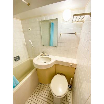 ユニオンマンスリー横浜駅西口１　705　1R・シングル☆上層階で眺めのいいお部屋♪安心のオートロック完備♪人気のデスク＆チェア付き♪の物件写真4