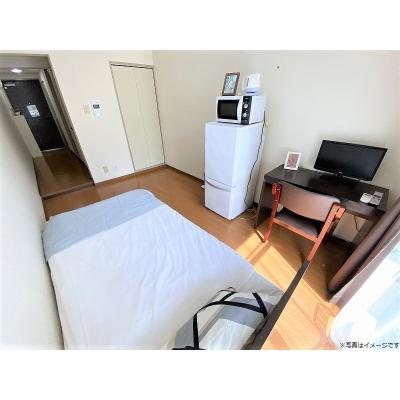 ユニオンマンスリー横浜・白楽１　205　1R・シングル☆■安心のオートロック完備♪デスク＆チェア付きでテレワークにもおすすめ♪■東急東横線利用で渋谷・横浜まで乗換なしでアクセスの物件写真2