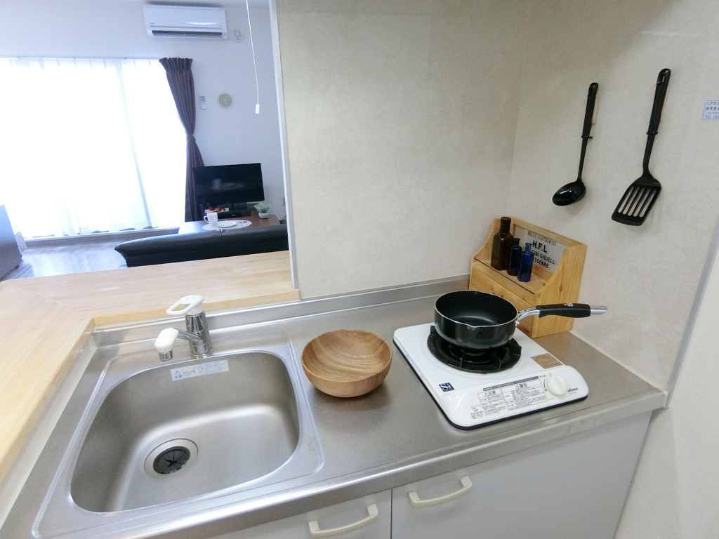 マンスリーリブマックス松山勝山町駅ウェスティン※『ツインベッド』【洋室14帖・32型TV・洗浄機能付き便座・NET対応】≪エクセレントシリーズ≫の物件写真4