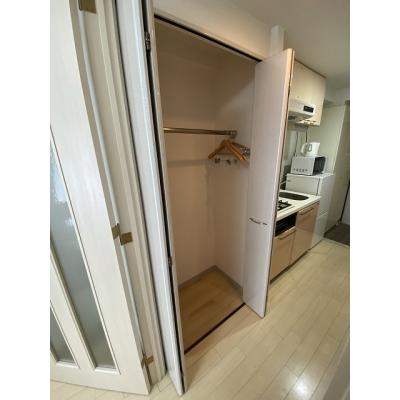 ユニオンマンスリー横浜駅西口４　504　1K・セミダブル☆横浜駅まで徒歩9分☆バストイレ別＆デスク・チェア＆洗浄便座のお部屋の物件写真2