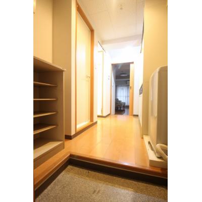 【CAイッサ】★便利な四条駅徒歩圏内の立地★設備充実！オートロック・防犯カメラ・エレベーター完備で安心便利！の物件写真4