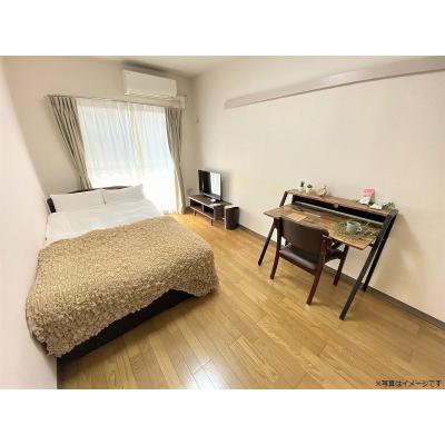 ユニオンマンスリー東船橋１　302　1K・セミダブル☆安心のオートロック完備♪人気のバストイレ別♪デスク＆チェア付き！の物件写真1