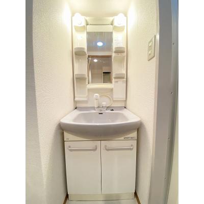 ユニオンマンスリー永山１　102　1K・ダブル☆■人気のバストイレ別・独立洗面所♪便利な宅配BOX完備♪ワークスペースにおすすめのデスク＆チェア付き♪の物件写真5