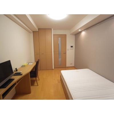 【TM新宿WEST/SD1】セミダブル・新宿西口徒歩3分・ネットWi-Fi無制限無料・テレワークにも♪の物件写真2