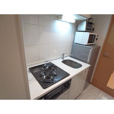 【TM新宿WEST/SD1】セミダブル・新宿西口徒歩3分・ネットWi-Fi無制限無料・テレワークにも♪の物件写真4