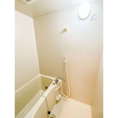 ●2026年5月6日から入居可●ユニオンマンスリー西川口２　102　1K・ダブル・くつろぎstyle☆モニター付きオートロック完備♪人気のバストイレ別♪便利な2口ガスコンロの物件写真3