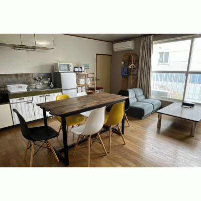 【南郷13丁目6分】ネット無料・買物便利！最大8名利用可丨ラ・モンターニュ202(禁煙)(2)の物件間取り図