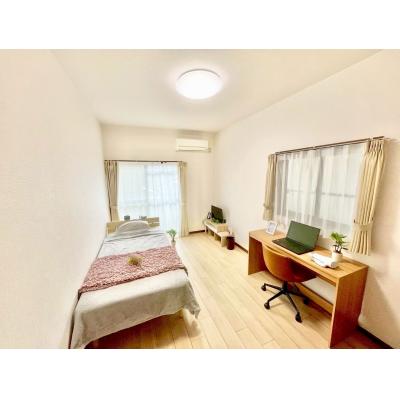 【名古屋市南区/呼続駅徒歩約6分/無料Wi-Fi/角部屋/バストイレ別/洋室8帖】スクエア瑞穂南 ファミマンの間取り図