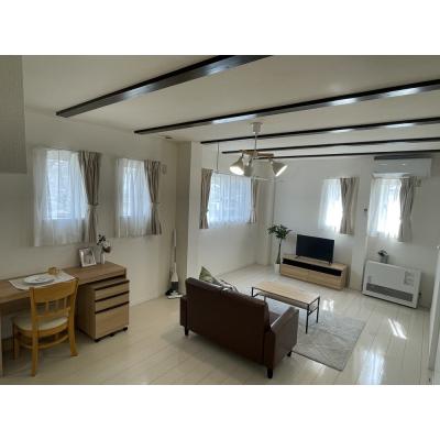 駐車場付き✨カーポート2台付！WIFIあり追分駅徒歩１分♪コンビニ・スーパー目の前！　すむだすセブンの間取り図