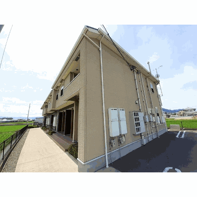 apartment 香川県仲多度郡多度津町大字葛原８１５番地１ 

↓地図はこちらから