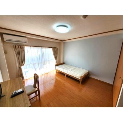 🔷🔹🔸🔶⭐駐車場付き🚙⭐おしゃれな内装⭐1Kタイプ⭐音が気になる方も安心な鉄骨造のお部屋⭐【禁煙&Wi-Fi無料】⭐🔶🔸🔹🔷「K43」の物件間取り図