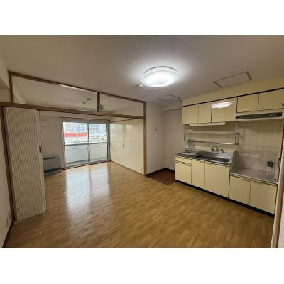 POROKARI旭川1条通B/エアコン/駐車場有/複数室の物件間取り図