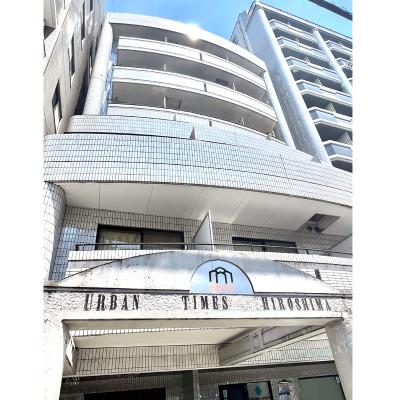 アーバンタイムス広島5-6　広電６系統舟入町駅 徒歩5分/ＪＲ山陽本線西広島駅 徒歩20分【洗濯機付】【セミダブルベット】【無料Wi-Fi】【保証人不要】の物件地図