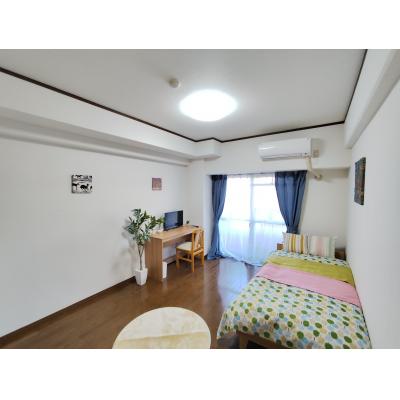 apartment 〒556-0016　大阪府大阪市浪速区元町１丁目5-17 難波MORIビル2F