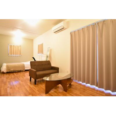 Alphabed30高松中央【築浅☆最新設備☆市内中心部☆栗林公園まで徒歩5分☆1LDKの広々とした室内！食器・調理器具完備】の物件地図