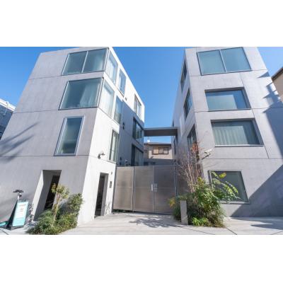 駅から徒歩6分！メゾネット/お洒落な外観＆内装/LEGALAND幡ヶ谷ANNEX 104の物件地図