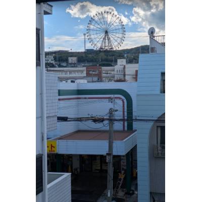 淡路島・淡路ICから車７分　駐車場１台込🚙ジェノバ発着港徒歩4分🚢広々１LDK✨Wifi無料👍スマートTV【M046】の物件地図