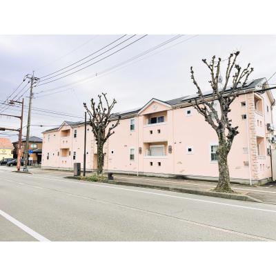 ✨駐車場あり✨飲食店多数✨グランデネクストの物件地図