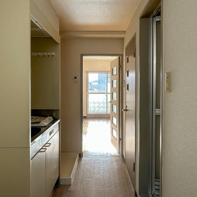 apartment 〒600-8490　京都府京都市下京区立中町508 中川フジカメラビル　5階