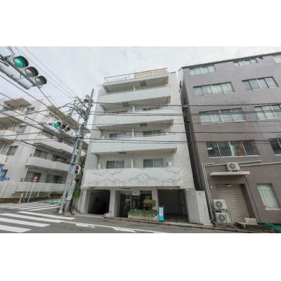 初台駅から徒歩8分 ／ 新宿駅まで乗り換えなし2分 ／ Wi-Fi無料／S-K MANSION 402の物件地図